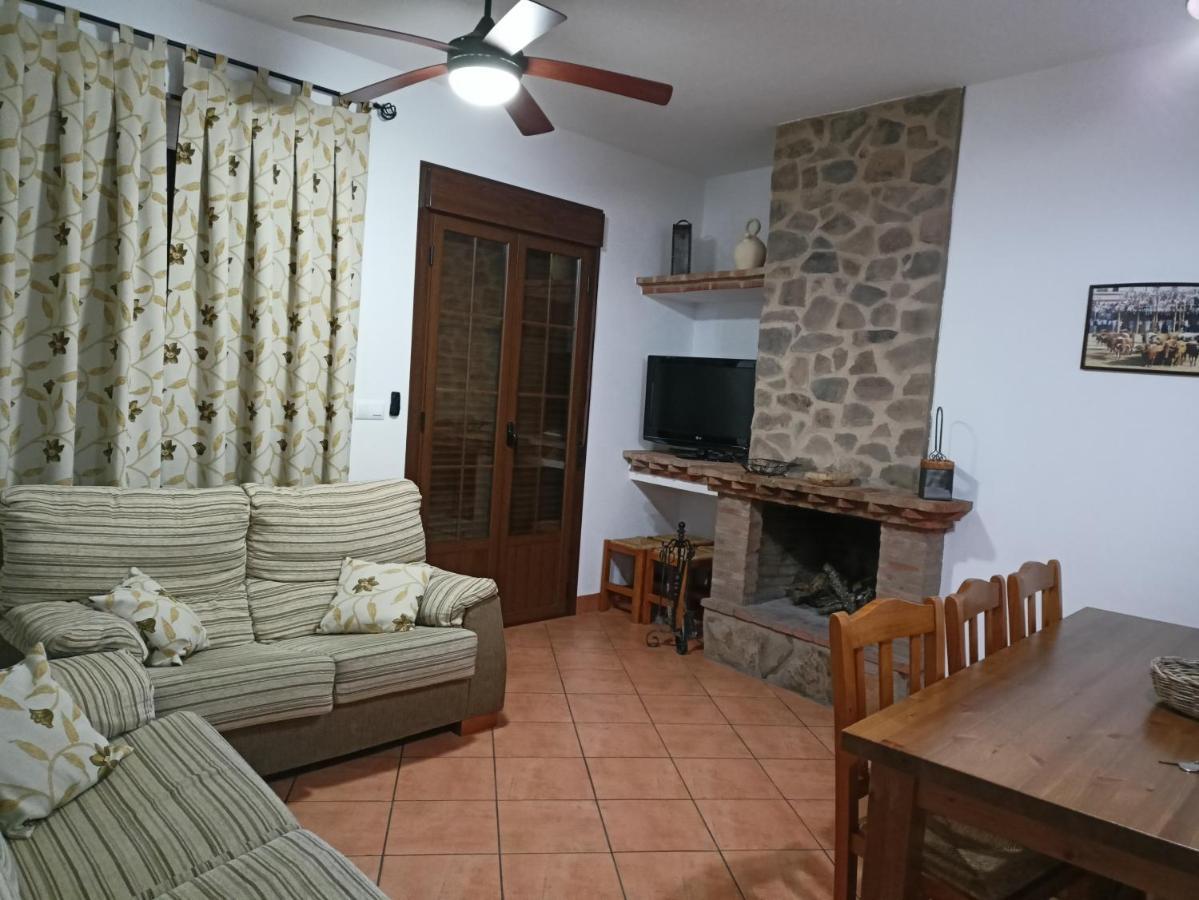 Casa Rural La Fuente Segura de León Dış mekan fotoğraf